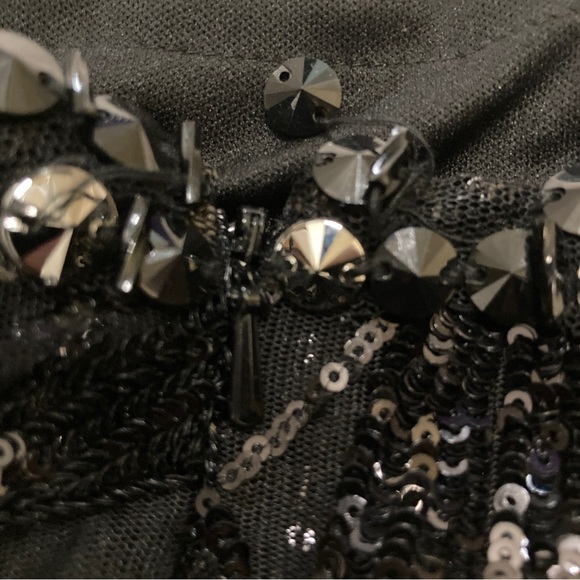 Special Occasion Sequin Gown By Splash - Size 0 - Picture 13 of 13